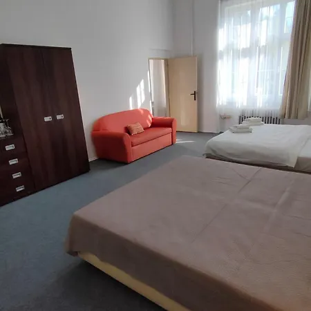 Ozdravovna Kamp alanı *